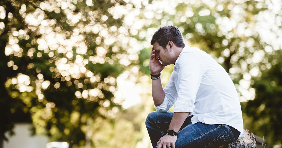 Hyperthyroidism: Prevention, Diagnosis, and When to See a Doctor